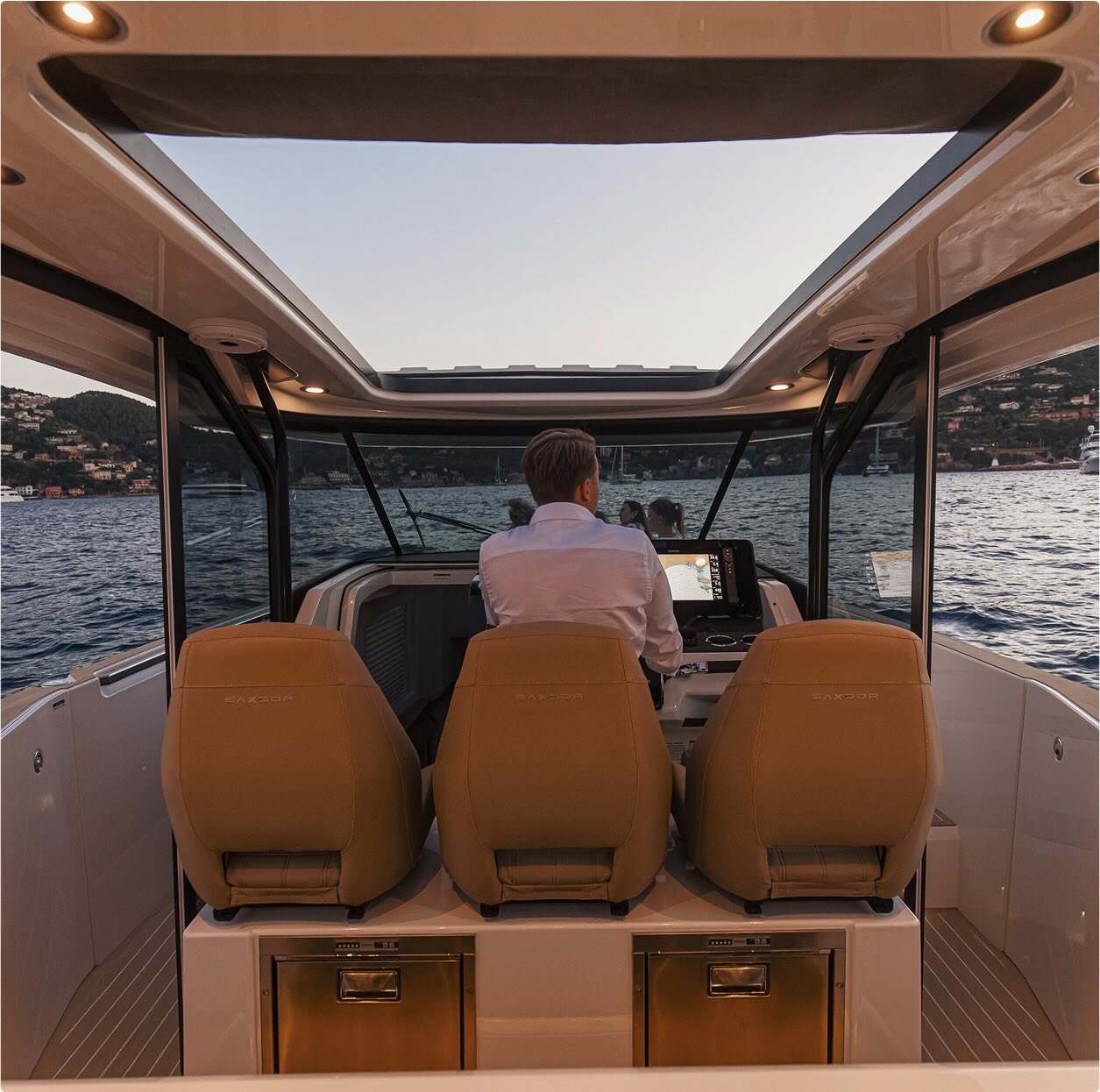 INSTANT OPEN-AIR FREEDOM